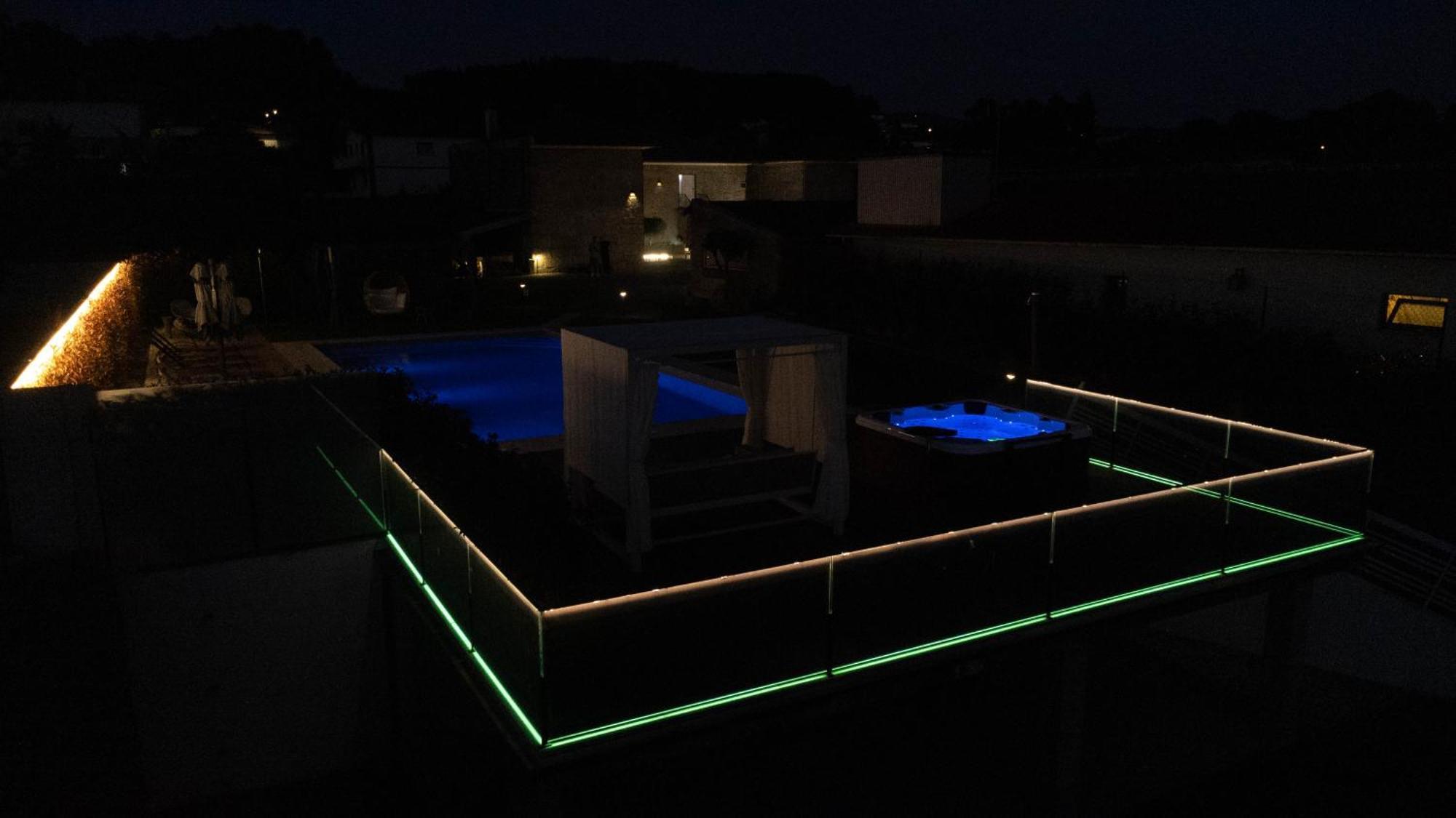 Villa Moura - Pool & Jacuzzi Povoa de Lanhoso Luaran gambar